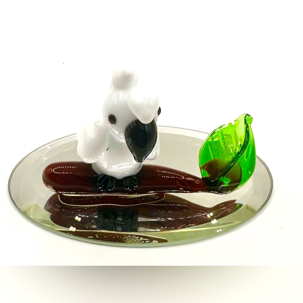 Cute Murano glass figurine of a white cockatoo on a branch-w/a Green Leaf Accent